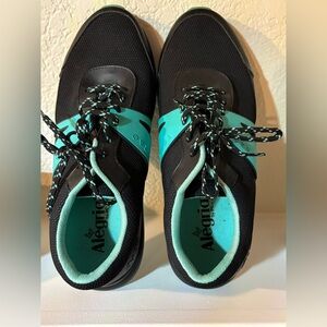 TRAQ Alegria Women's Sneakers in Black and Teal